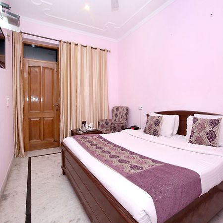 Oyo 6463 Hotel Dove Chandīgarh Exteriér fotografie